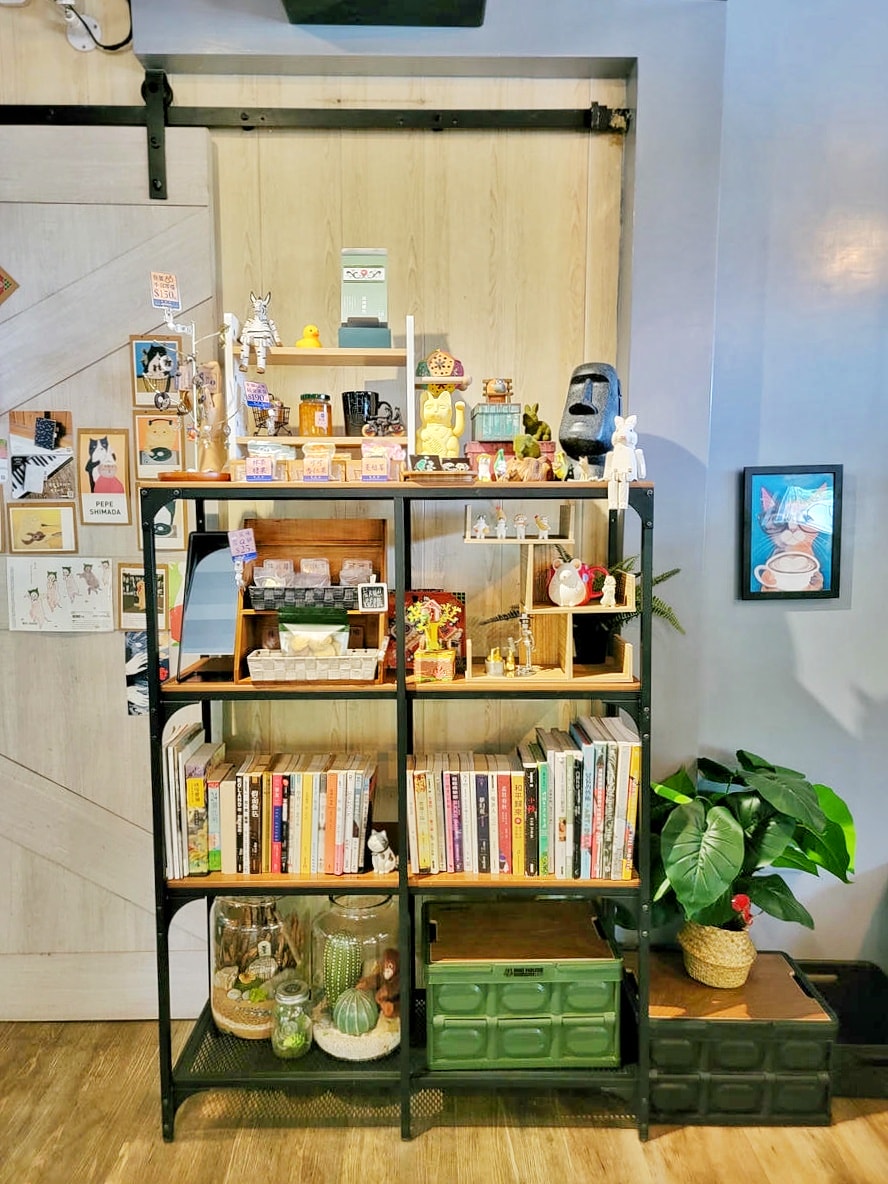 台南橋前駅 Ciao cafe,絕美塗鴉風貨櫃屋庭院咖啡館,啜一口悠閒,免費停車、寵物友善 - 第21張圖