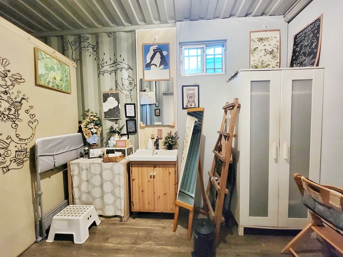 台南橋前駅 Ciao cafe,絕美塗鴉風貨櫃屋庭院咖啡館,啜一口悠閒,免費停車、寵物友善 - 第29張圖