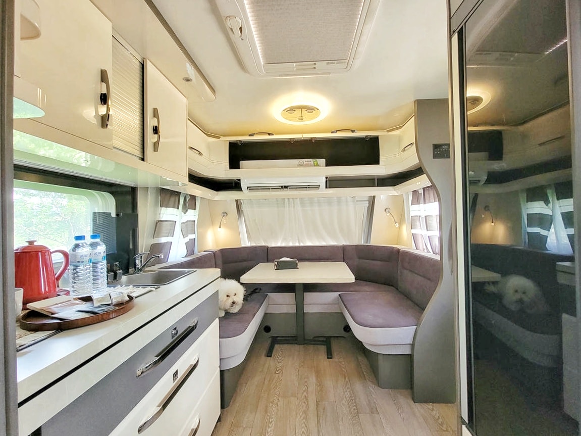 小巷清風,苗栗豪華露營推薦,全台唯一Airstream露營車渡假村,樹立豪華露營新標竿!豐盛火鍋燒烤大餐,品質媲美單點燒肉餐廳!一泊三食、寵物友善 - 第37張圖