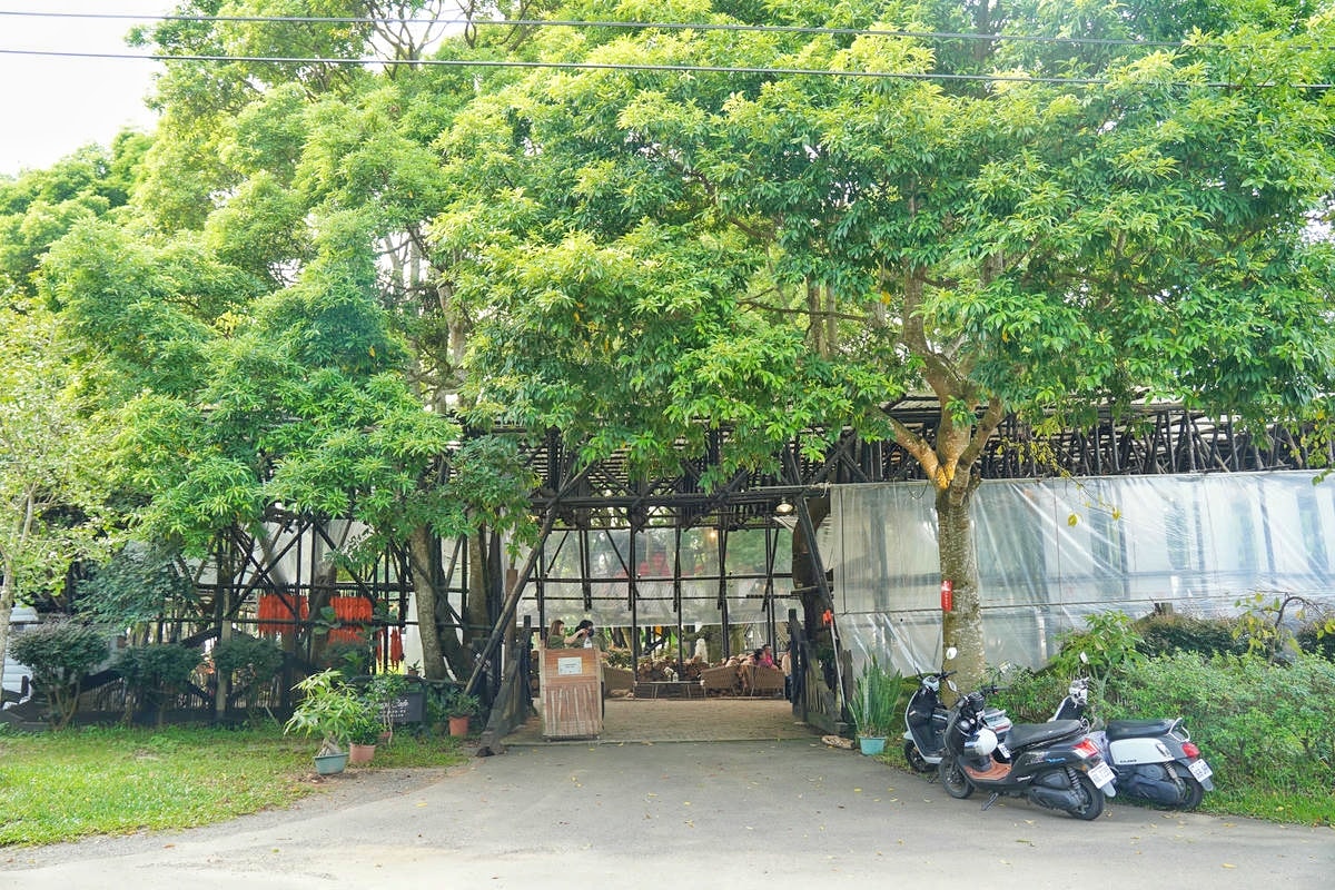 橘舍三食,寵物友善苗栗豪華露營推薦,入住絕美波西米亞神殿帳,享用山里廚房無菜單柴燒料理,敞徉在風之教堂、星空草原,感受美好鄉村生活 - 第6張圖