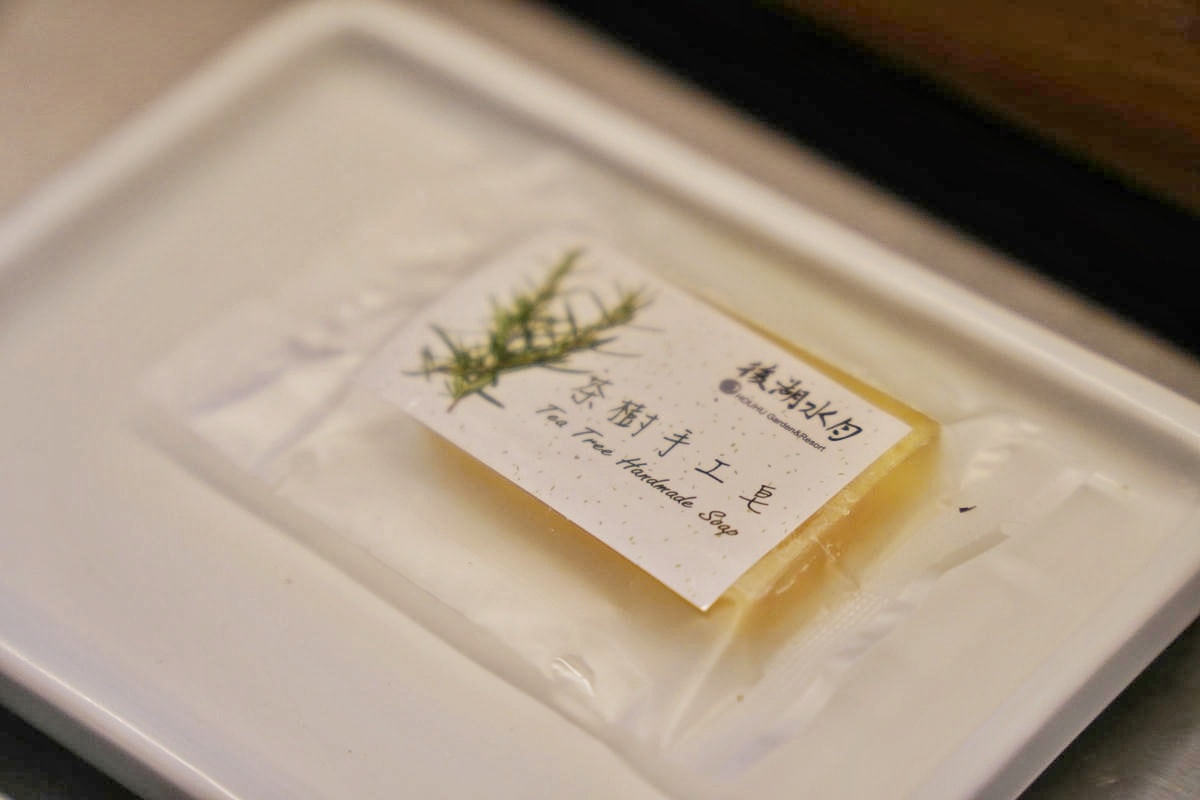 花蓮後湖水月,不像人世間存在的絕美山中渡假別墅,總統套房等級水間玻璃屋,室內外融合為一體的尊爵體驗。花蓮民宿推薦,寵物友善 - 第56張圖