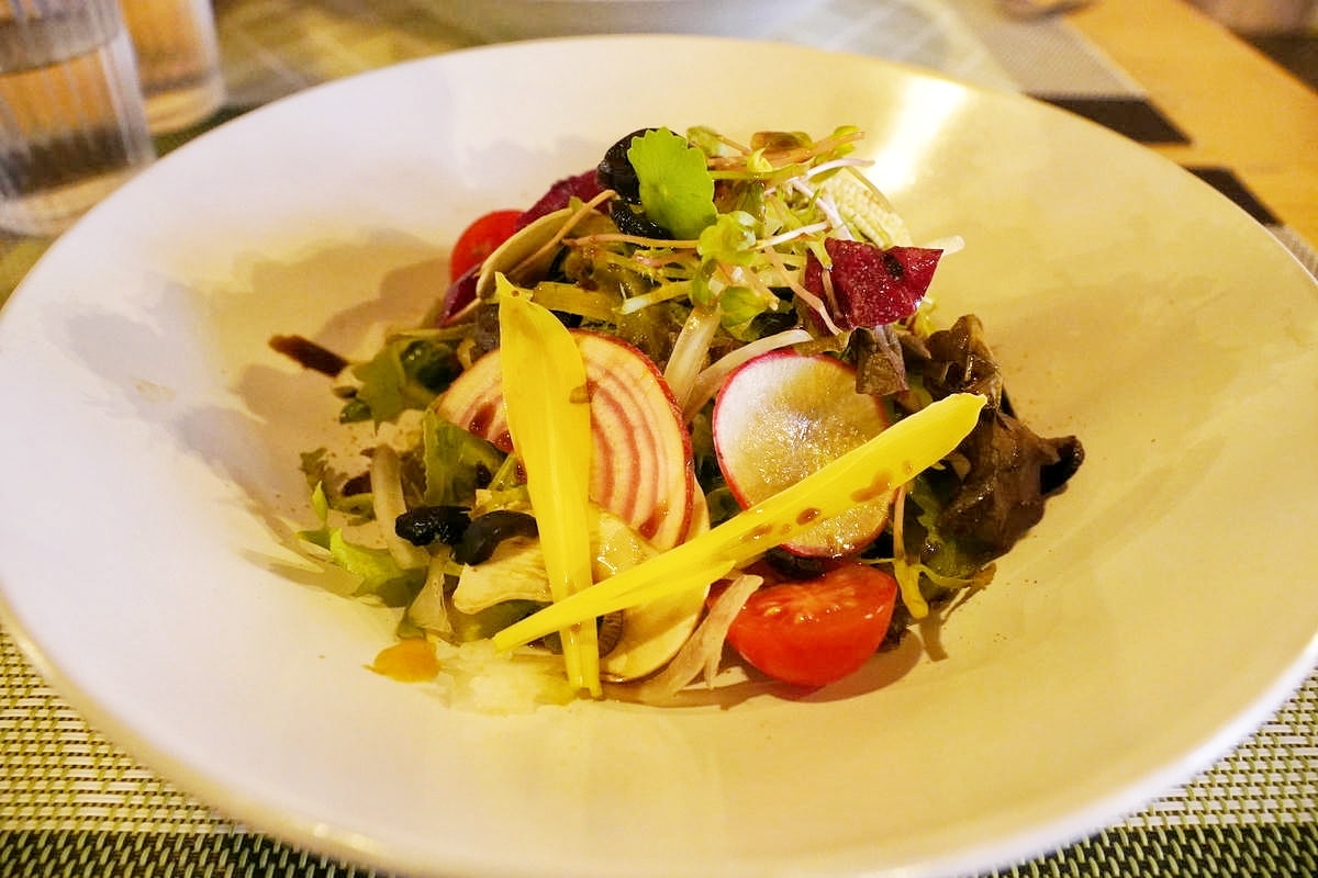 花蓮約會餐廳推薦,肉肉餐桌,高品質低溫熟成原塊牛排,浪漫法式用餐空間,氛圍感滿點,寵物友善,不能錯過的花蓮牛排館! - 第17張圖