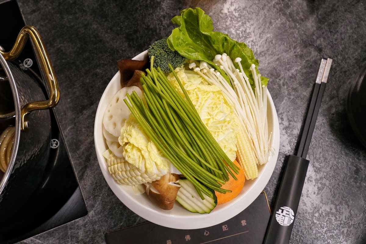 台北和牛火鍋吃到飽推薦,武鶴和牛火鍋吉林總店,最低只要1380就可大啖A5和牛奢華饗宴,極品海鮮、豐富食材全部吃到飽 - 第33張圖