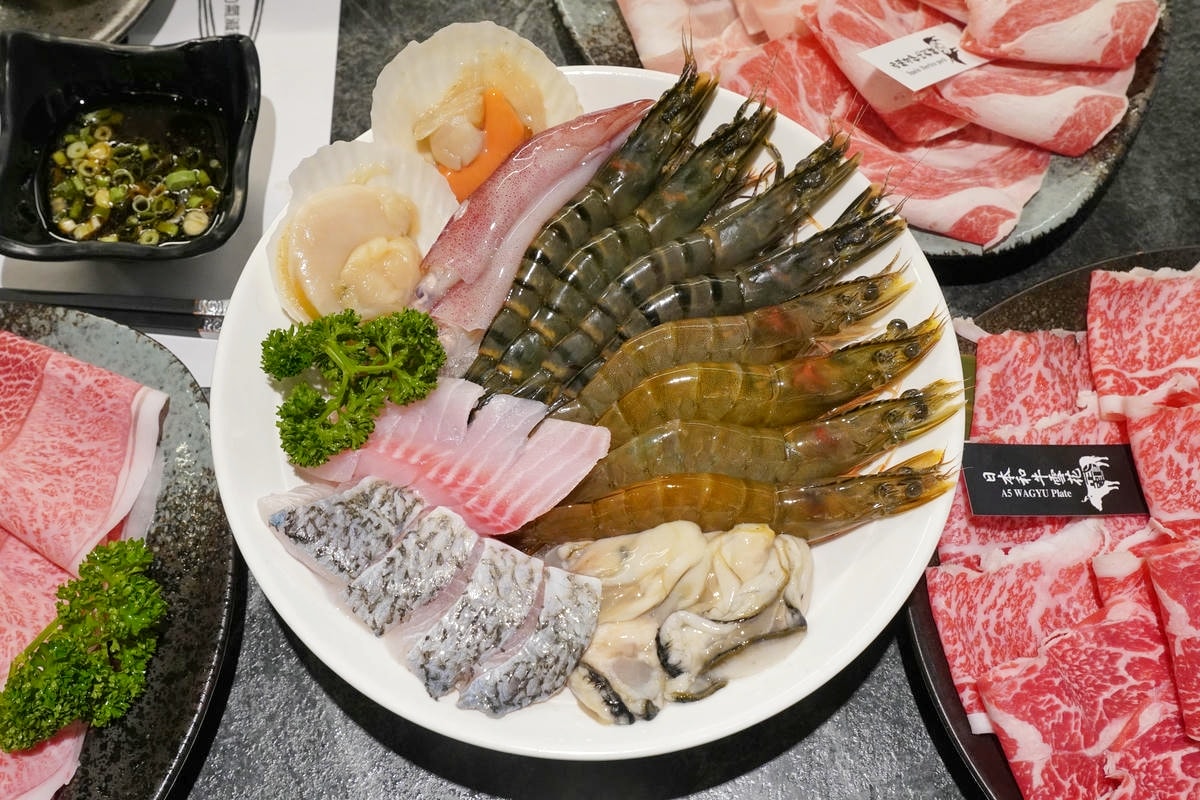 台北和牛火鍋吃到飽推薦,武鶴和牛火鍋吉林總店,最低只要1380就可大啖A5和牛奢華饗宴,極品海鮮、豐富食材全部吃到飽 - 第47張圖