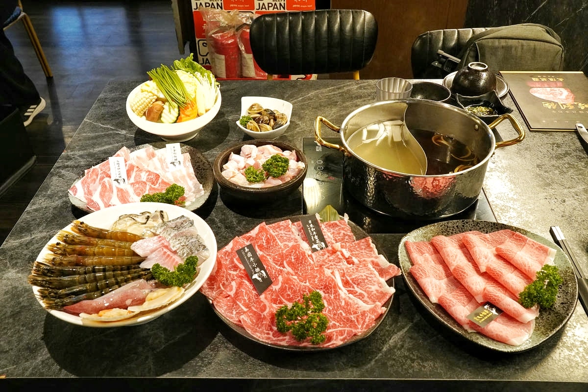 台北和牛火鍋吃到飽推薦,武鶴和牛火鍋吉林總店,最低只要1380就可大啖A5和牛奢華饗宴,極品海鮮、豐富食材全部吃到飽 - 第19張圖
