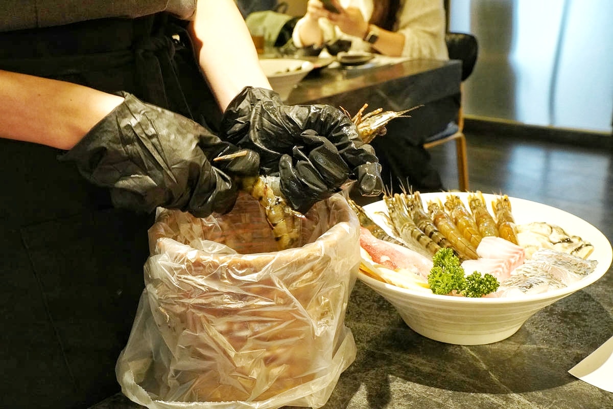 台北和牛火鍋吃到飽推薦,武鶴和牛火鍋吉林總店,最低只要1380就可大啖A5和牛奢華饗宴,極品海鮮、豐富食材全部吃到飽 - 第59張圖