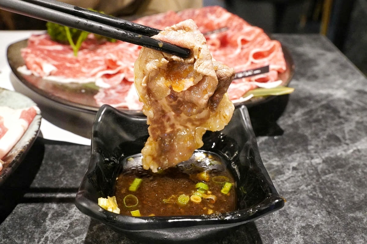 台北和牛火鍋吃到飽推薦,武鶴和牛火鍋吉林總店,最低只要1380就可大啖A5和牛奢華饗宴,極品海鮮、豐富食材全部吃到飽 - 第24張圖