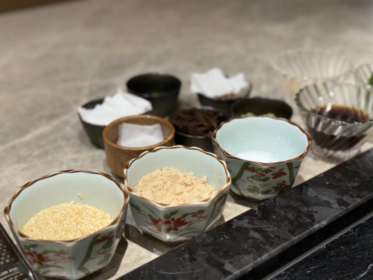新莊無菜單料理推薦,初魚鐵板料亭宏匯廣場,1880+10%,極品鹿兒島黑毛和牛與異國海鮮饗宴,每道單品都是奢華藝術,約會、慶生餐廳首選,機捷副都心站日式鐵板燒 - 第10張圖