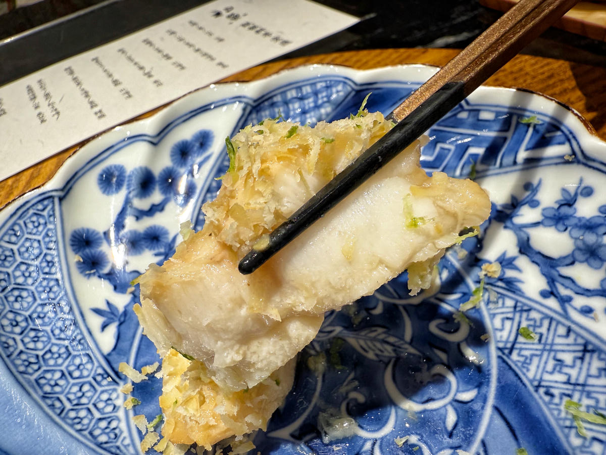 新莊無菜單料理推薦,初魚鐵板料亭宏匯廣場,1880+10%,極品鹿兒島黑毛和牛與異國海鮮饗宴,每道單品都是奢華藝術,約會、慶生餐廳首選,機捷副都心站日式鐵板燒 - 第25張圖