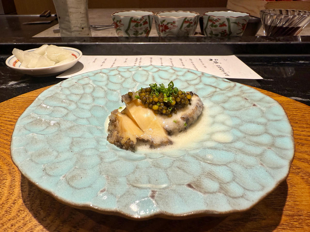 新莊無菜單料理推薦,初魚鐵板料亭宏匯廣場,1880+10%,極品鹿兒島黑毛和牛與異國海鮮饗宴,每道單品都是奢華藝術,約會、慶生餐廳首選,機捷副都心站日式鐵板燒 - 第30張圖