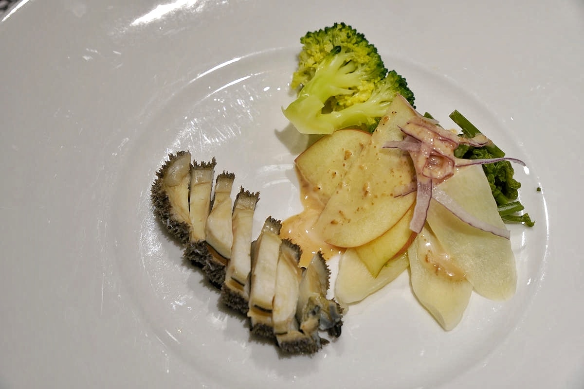 台北頂奢鐵板燒推薦,潼精緻鐵板料理故宮店,獨享整隻活龍蝦,生猛海陸食材一次滿足,還可包場歡唱KTV - 第32張圖