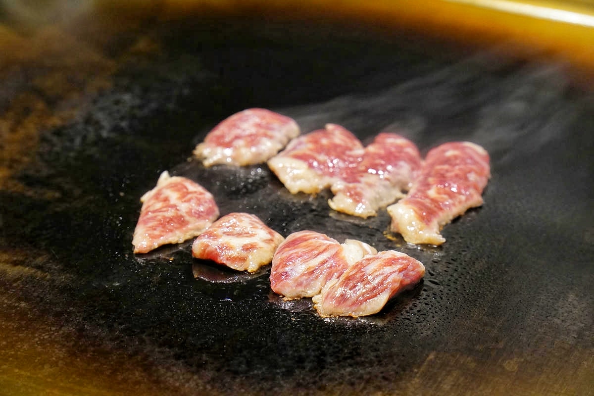 台北頂奢鐵板燒推薦,潼精緻鐵板料理故宮店,獨享整隻活龍蝦,生猛海陸食材一次滿足,還可包場歡唱KTV - 第47張圖