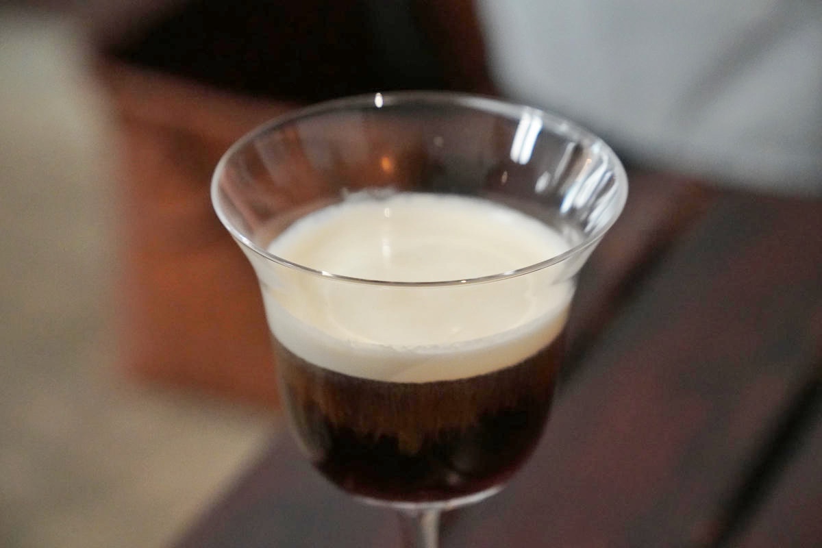 台北松山文青咖啡館推薦,藏身巷弄的侘寂美學|汩咖啡 GU Coffee:一場與時光的對話,配方豆咖啡、布丁、巴斯克蛋糕超好吃,近捷運國父紀念館 - 第28張圖