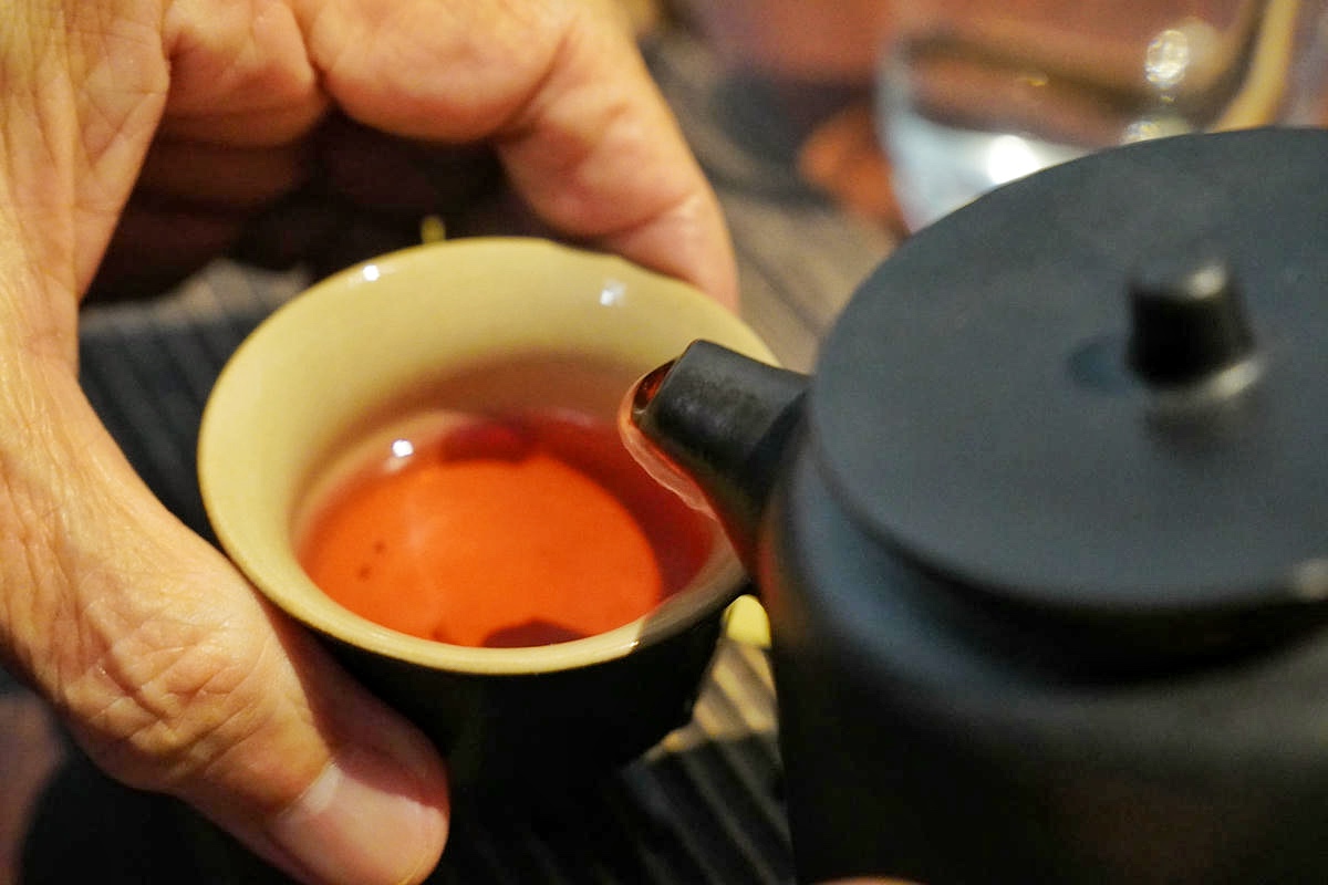 台北松山文青咖啡館推薦,藏身巷弄的侘寂美學|汩咖啡 GU Coffee:一場與時光的對話,配方豆咖啡、布丁、巴斯克蛋糕超好吃,近捷運國父紀念館 - 第32張圖