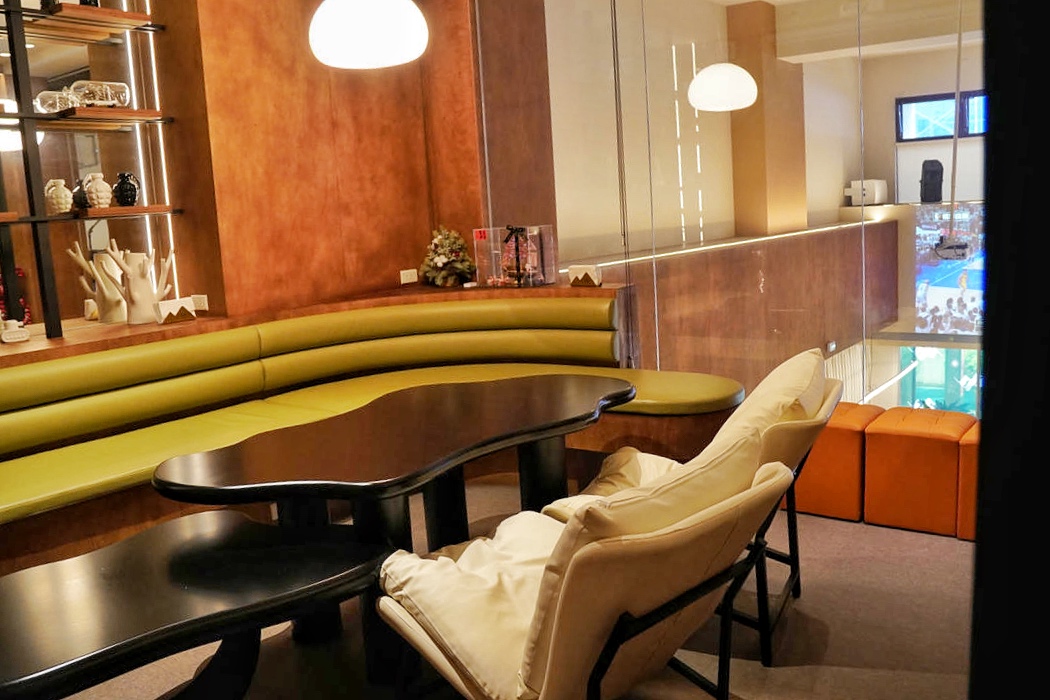 桃園中壢美食推薦,M3 Bistro餐酒館,打造最chill用餐氣氛!首推海膽大蝦干貝燉飯、家傳牛肉羅宋湯,週末DJ駐場表演、邊喝調酒邊聽音樂!還有獨立包廂、大螢幕球賽轉播 - 第23張圖