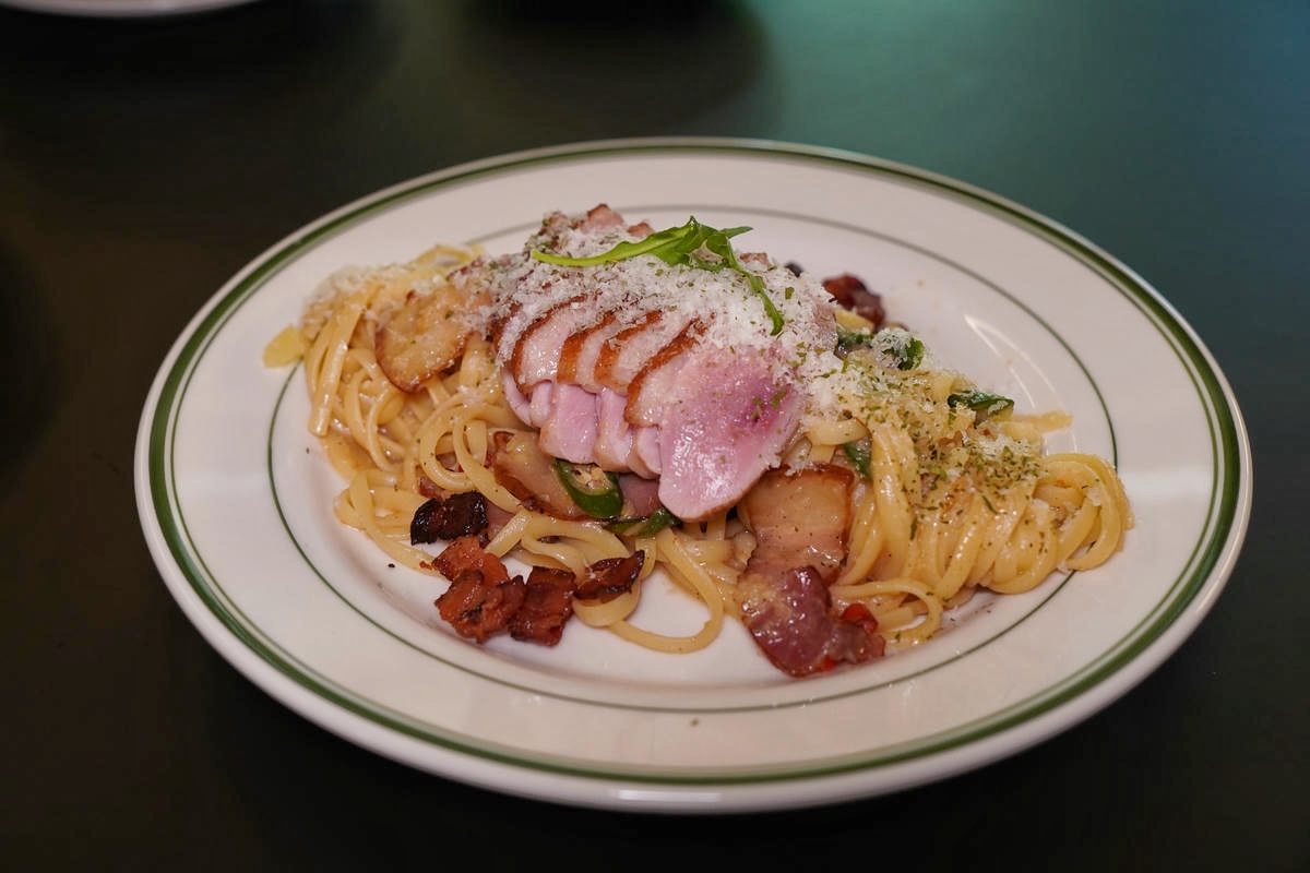 桃園中壢美食推薦,M3 Bistro餐酒館,打造最chill用餐氣氛!首推海膽大蝦干貝燉飯、家傳牛肉羅宋湯,週末DJ駐場表演、邊喝調酒邊聽音樂!還有獨立包廂、大螢幕球賽轉播 - 第45張圖