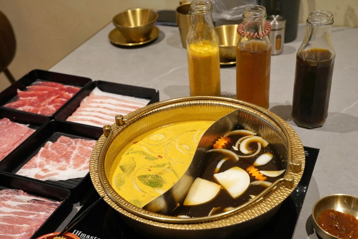 永和美食推薦,呼穀壽喜燒|超童話貓頭鷹主題壽喜燒吃到飽!獨家伯爵茶壽喜燒湯底、融合泰式、義式等異國風味,平日只要388元+10%起,狂推超高CP值! - 第26張圖