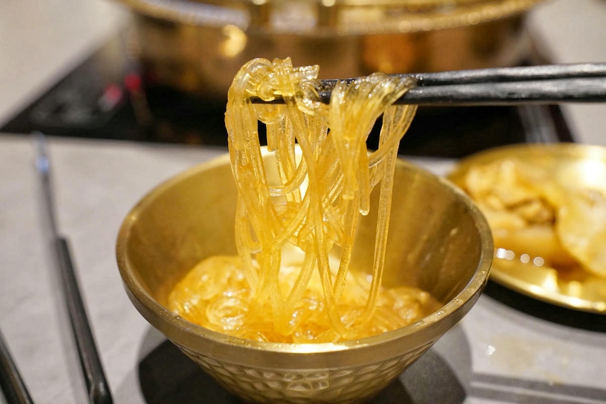 永和美食推薦,呼穀壽喜燒|超童話貓頭鷹主題壽喜燒吃到飽!獨家伯爵茶壽喜燒湯底、融合泰式、義式等異國風味,平日只要388元+10%起,狂推超高CP值! - 第52張圖
