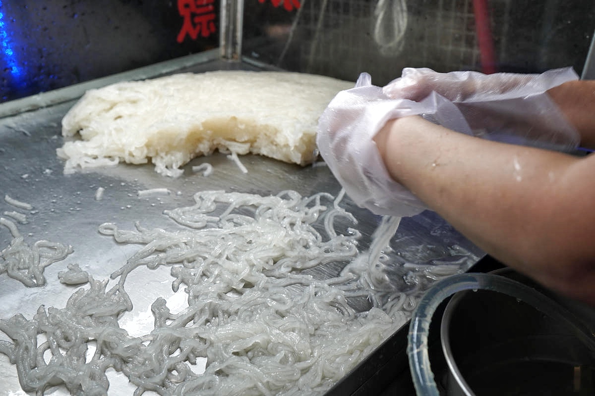 新莊美食推薦,四維QQ手工粉條冰 辣媽麻辣,市場巷內古早好滋味,超大一碗只要60元!Q彈粉條和手工配料超值大滿足!用料實在,喜愛粉條冰的朋友別錯過 - 第21張圖