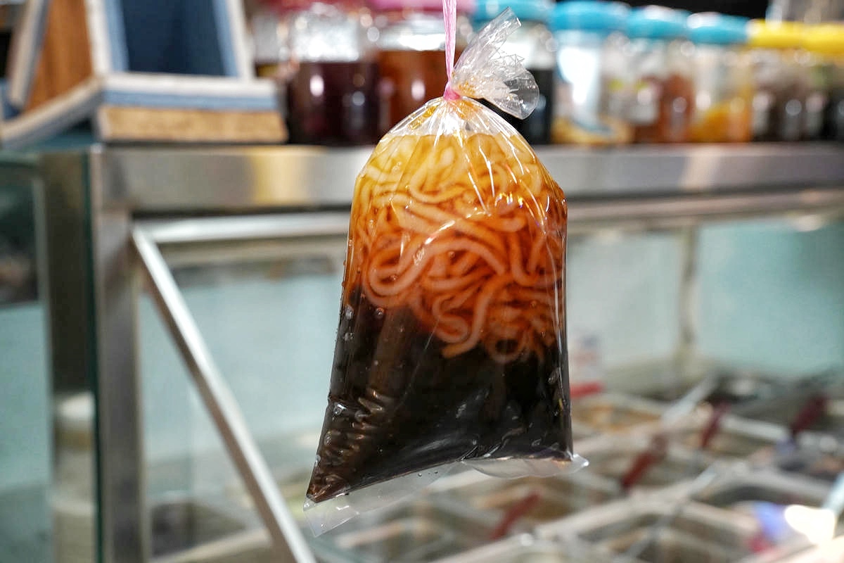 新莊美食推薦,四維QQ手工粉條冰 辣媽麻辣,市場巷內古早好滋味,超大一碗只要60元!Q彈粉條和手工配料超值大滿足!用料實在,喜愛粉條冰的朋友別錯過 - 第23張圖