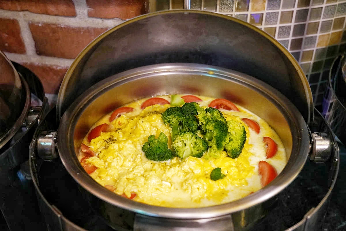 【花蓮七星潭住宿】入住七星潭最美飯店!水上明月海景渡假旅店Hotel Moon,坐擁月牙灣海岸線第一排、眺望四八高地,住進歐洲藝廊宮殿,法式洛可可風情,體驗極致奢華住宿一泊二食 - 第119張圖