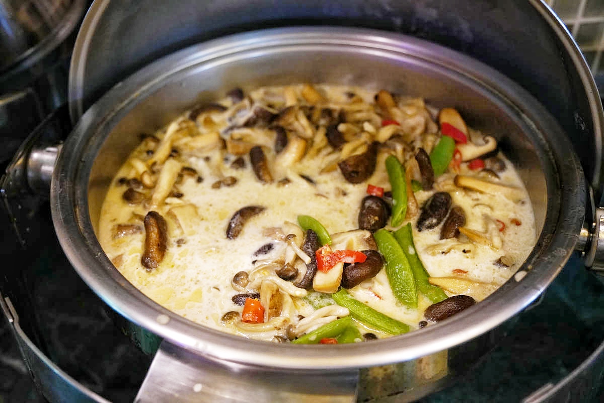 【花蓮七星潭住宿】入住七星潭最美飯店!水上明月海景渡假旅店Hotel Moon,坐擁月牙灣海岸線第一排、眺望四八高地,住進歐洲藝廊宮殿,法式洛可可風情,體驗極致奢華住宿一泊二食 - 第121張圖