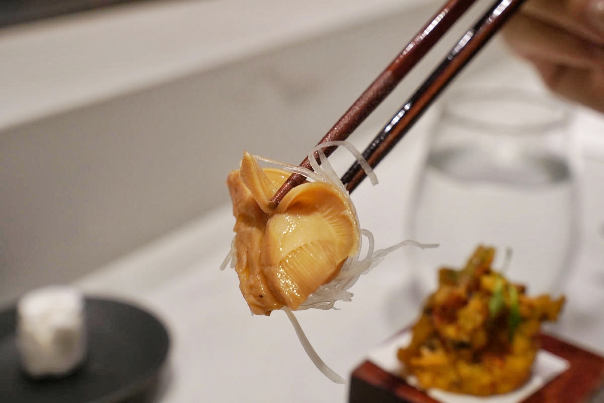 【台北頂級鐵板燒推薦】道和鐵板燒DOWA Teppanyaki:五感饗宴×日式侘寂美學,2025東區最奢華鐵板燒新開幕!打造極致味蕾新感受 - 第50張圖