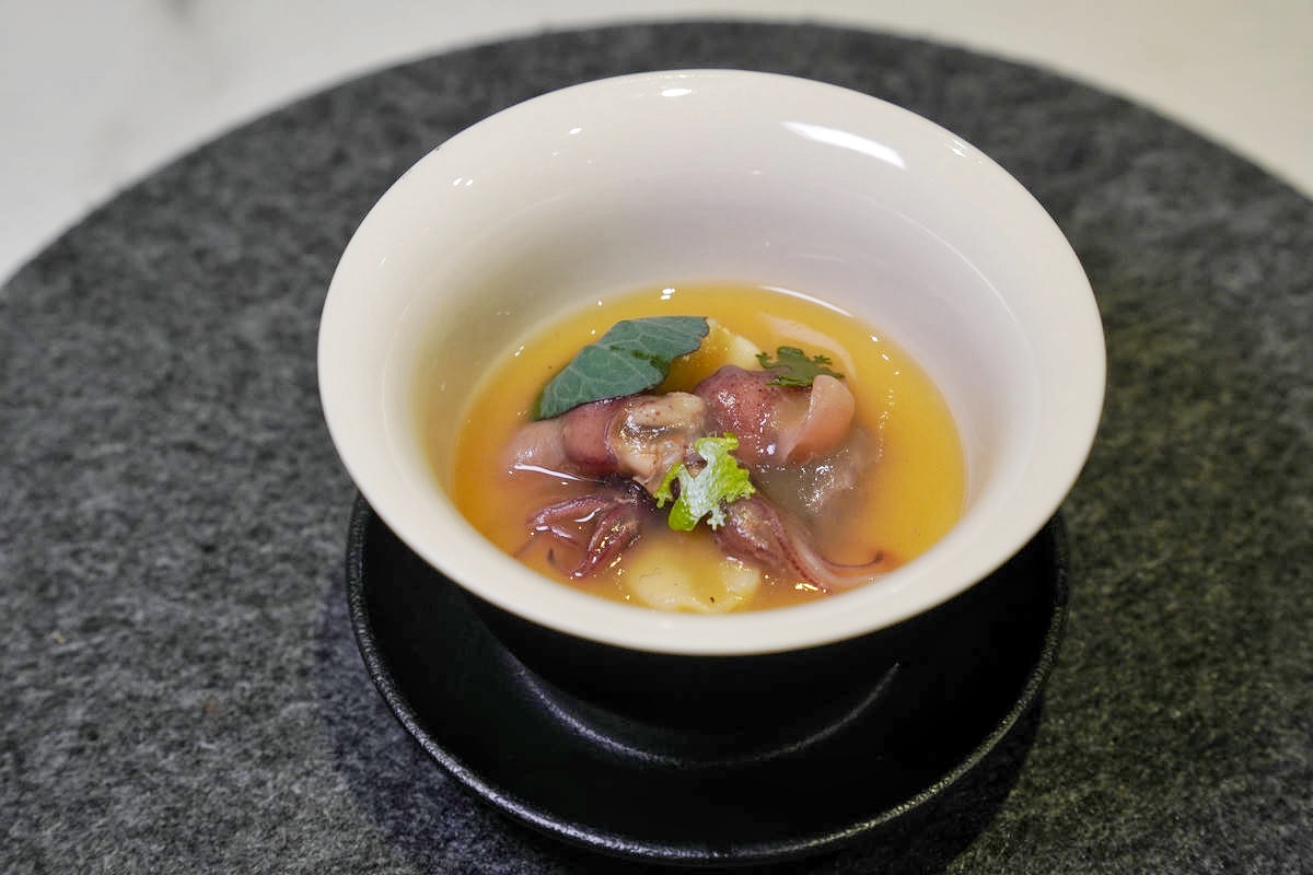 【台北頂級鐵板燒推薦】道和鐵板燒DOWA Teppanyaki:五感饗宴×日式侘寂美學,2025東區最奢華鐵板燒新開幕!打造極致味蕾新感受 - 第58張圖