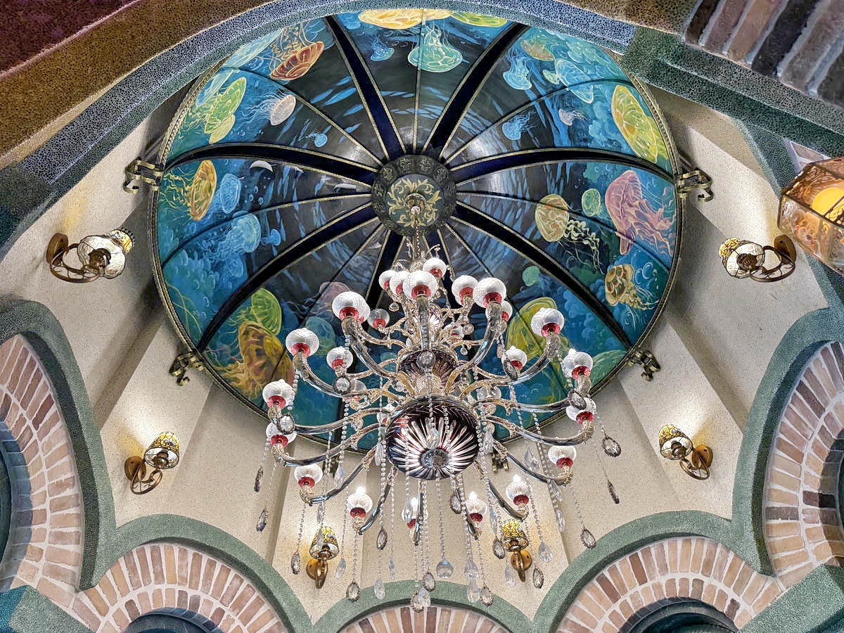 【花蓮七星潭住宿】入住七星潭最美飯店!水上明月海景渡假旅店Hotel Moon,坐擁月牙灣海岸線第一排、眺望四八高地,住進歐洲藝廊宮殿,法式洛可可風情,體驗極致奢華住宿一泊二食 - 第20張圖