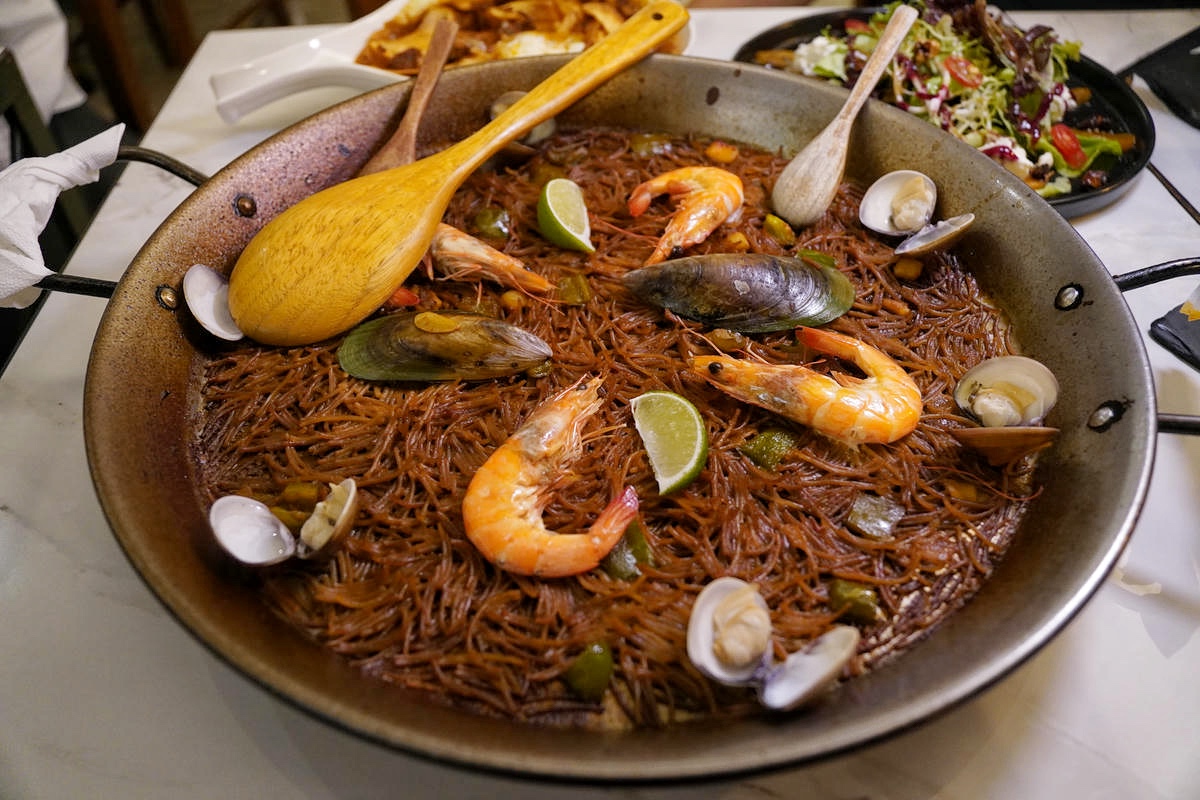 台北西班牙餐酒館推薦 EL Marqués,必吃道地 TAPAS ,一定要先預訂的西班牙海鮮燉麵!承襲家族味覺記憶,述說餐點精彩故事 - 第63張圖