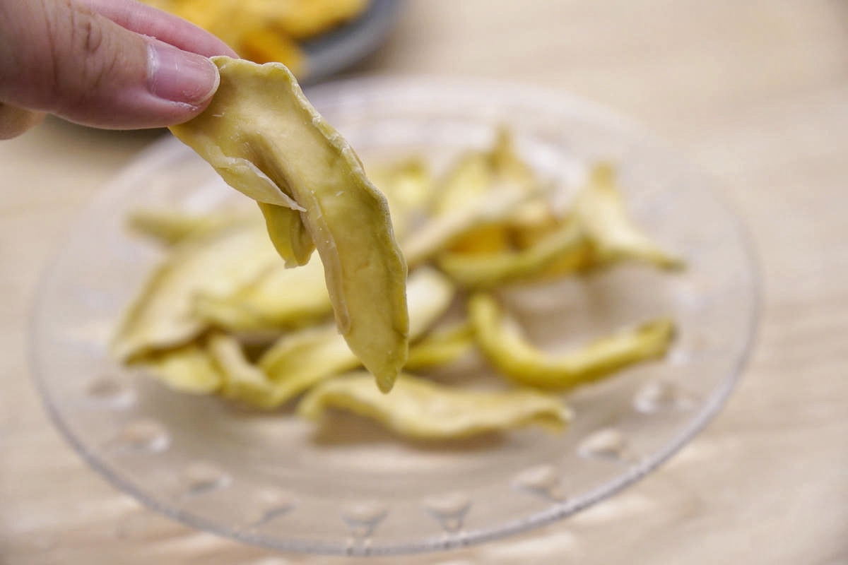 Moori沐日果乾,天然健康、口感極佳的台灣果乾,在地小農新鮮水果x低糖無添加,嘴饞時零嘴首選,美味又健康,推薦情人果、鳳梨、芭樂口味 | 宅配美食推薦 - 第12張圖