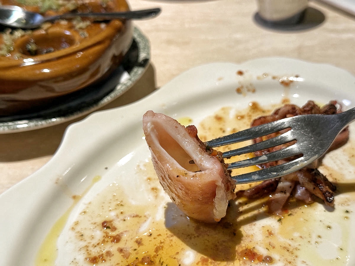 台北中山美食，在美術館裡吃法餐？Bonami 法式小館，白天是陽光玻璃屋，夜晚化身浪漫餐廳，台北質感約會首選