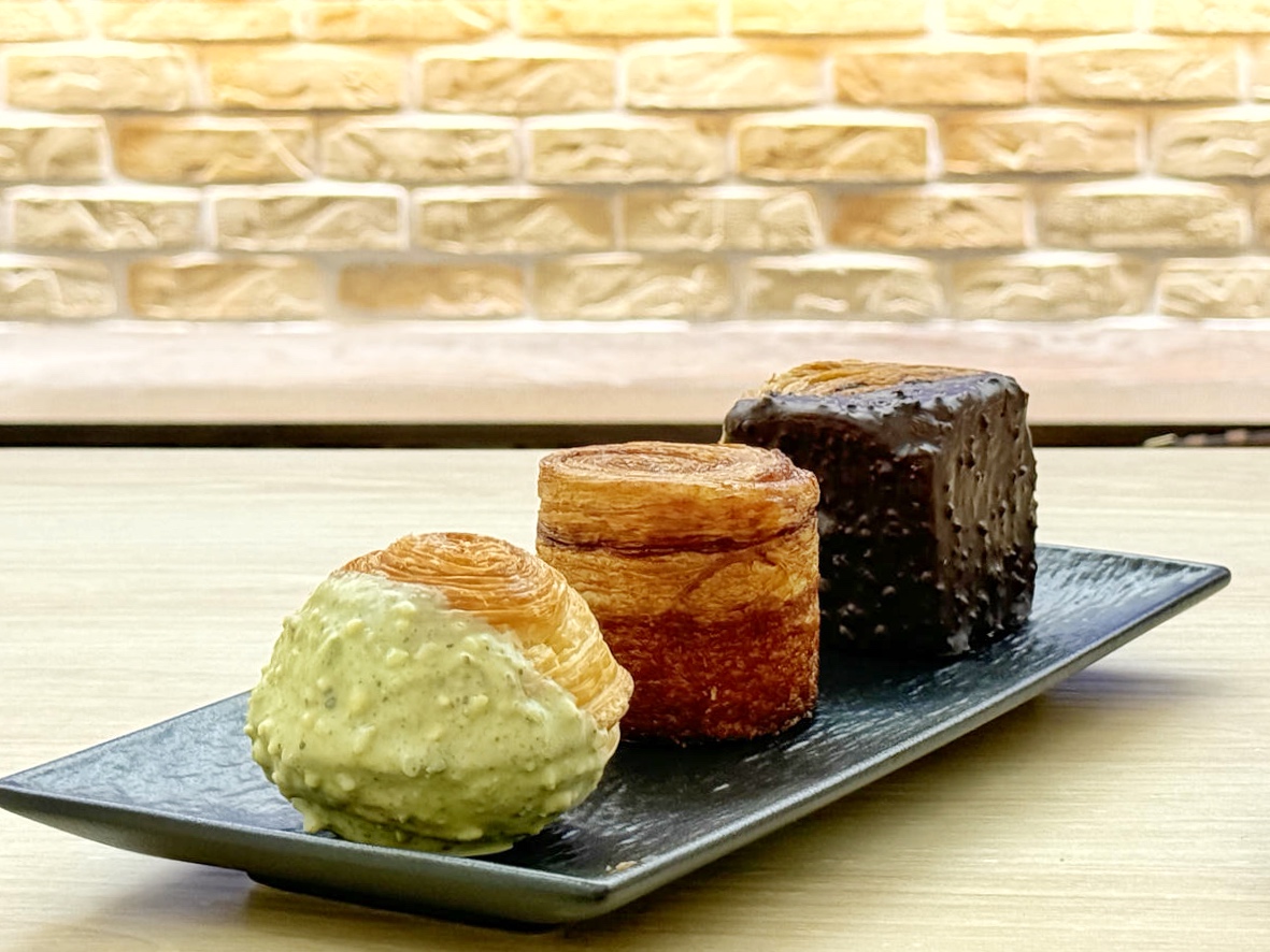 台北中山美食，在美術館裡吃法餐？Bonami 法式小館，白天是陽光玻璃屋，夜晚化身浪漫餐廳，台北質感約會首選