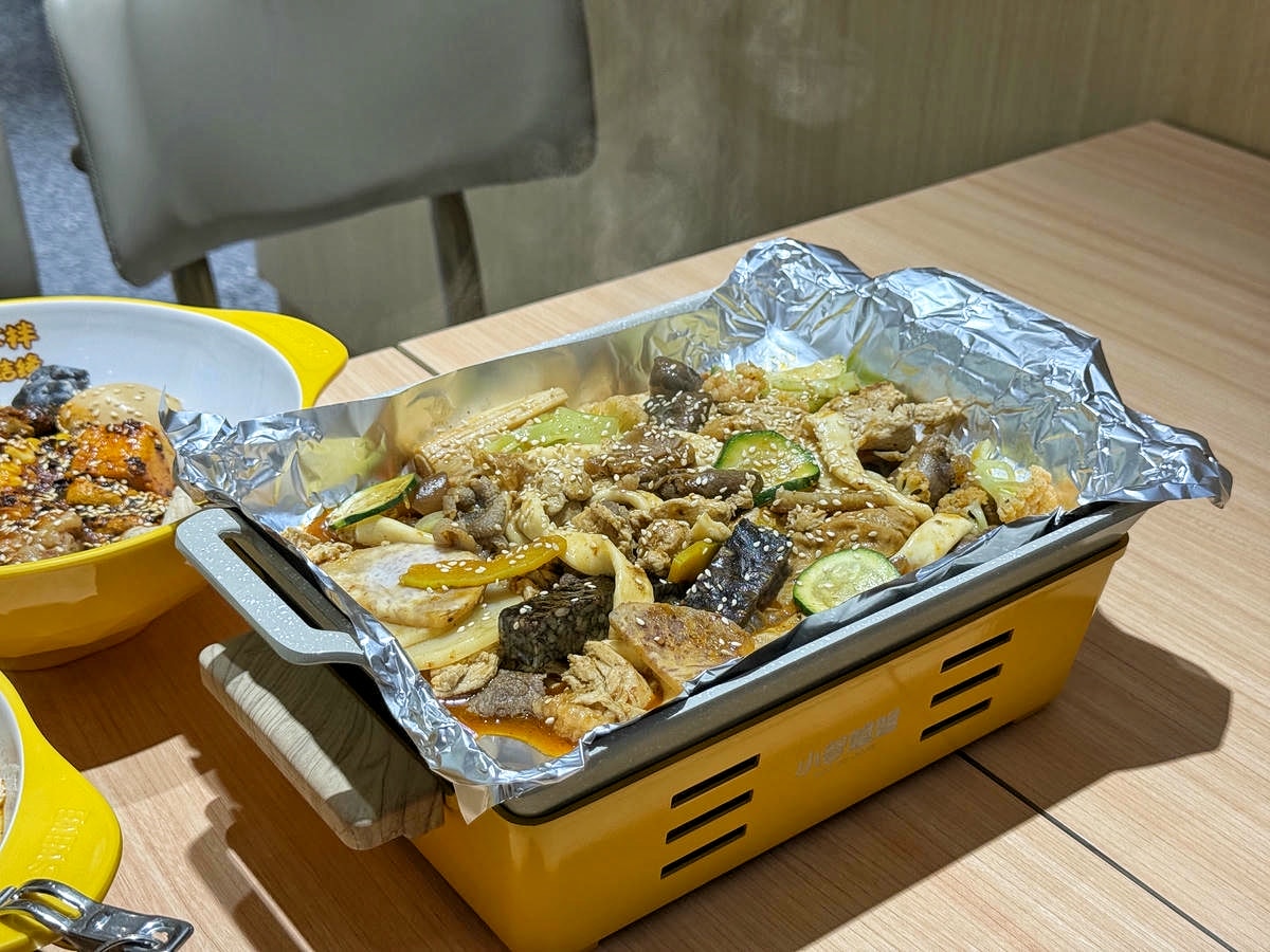 台北美食推薦,小谷姐姐 麻辣拌/麻辣燙/鐵板香鍋|全球1280家,台灣首家登陸!原來麻辣也可以自由搭配又好吃,第一次吃就上癮的麻辣新吃法 - 第31張圖 台北美食推薦,小谷姐姐 麻辣拌/麻辣燙/鐵板香鍋|全球1280家,台灣首家登陸!原來麻辣也可以自由搭配又好吃,第一次吃就上癮的麻辣新吃法