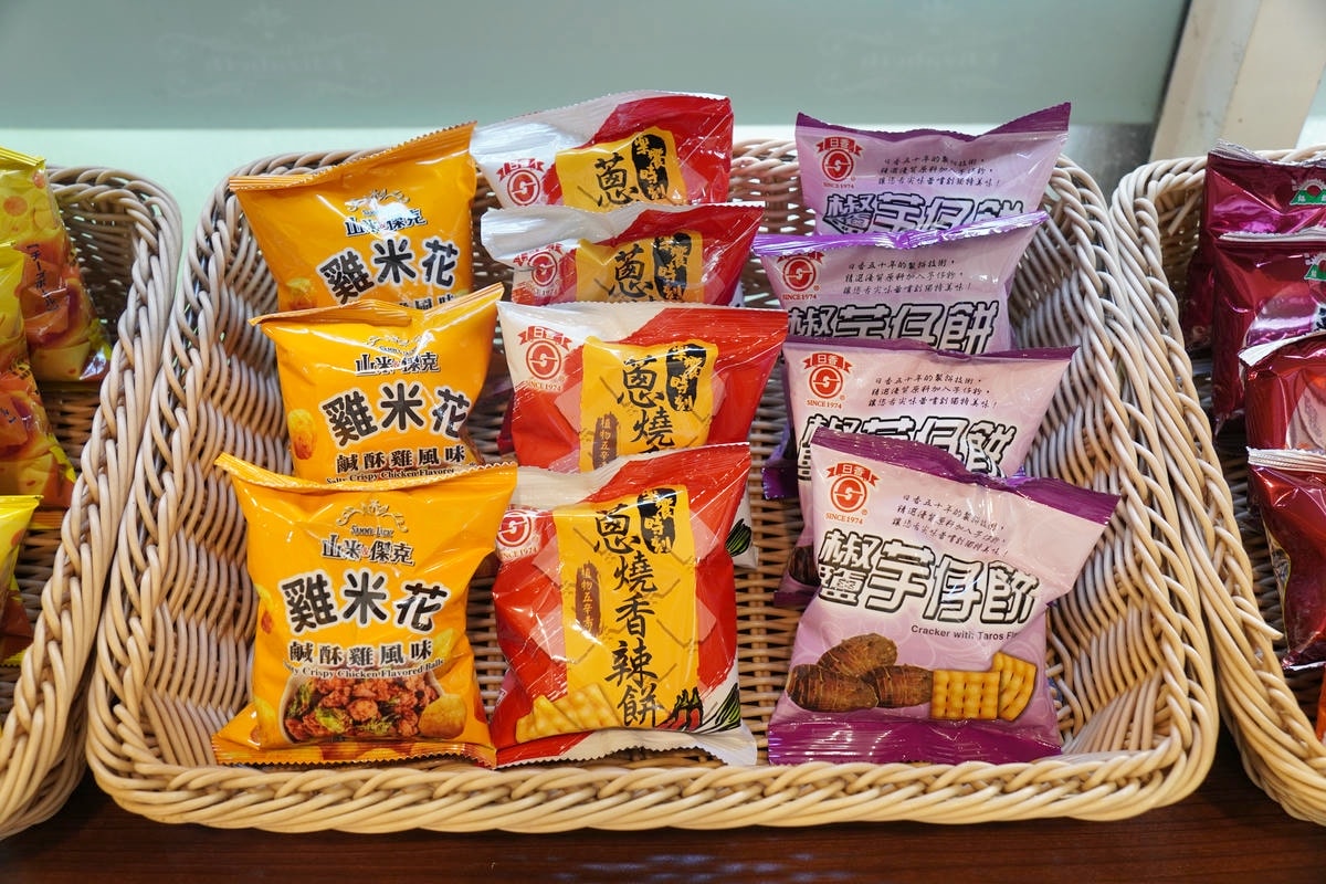 【台中住宿推薦】伊麗莎白酒店、宛如歐洲小公寓的超美舒適雙人房，近廣三SOGO商圈、科博館，交通便利、高CP值、有溫度的寵物友善飯店