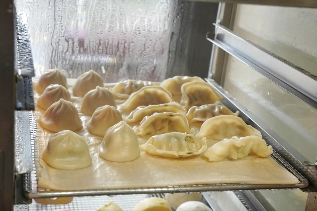 【台中住宿推薦】伊麗莎白酒店、宛如歐洲小公寓的超美舒適雙人房，近廣三SOGO商圈、科博館，交通便利、高CP值、有溫度的寵物友善飯店