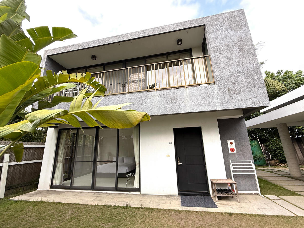 【屏東東港住宿推薦】河堤漫旅 東琉暮沐渡假莊園：住進大鵬灣祕境！超大浴池陽台，各villa房形介紹，屏東兩天一夜輕旅渡假提案