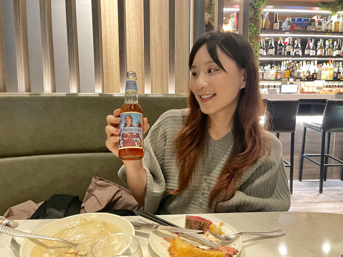 【台北內湖美食】二訪威爾森公園 Wilson Park ｜全新裝潢升級！威靈頓牛排、A5和牛佐海膽超驚艷，漂流木天花板，寵物友善餐廳，帶毛孩赴一場低調奢華的美食盛宴吧！