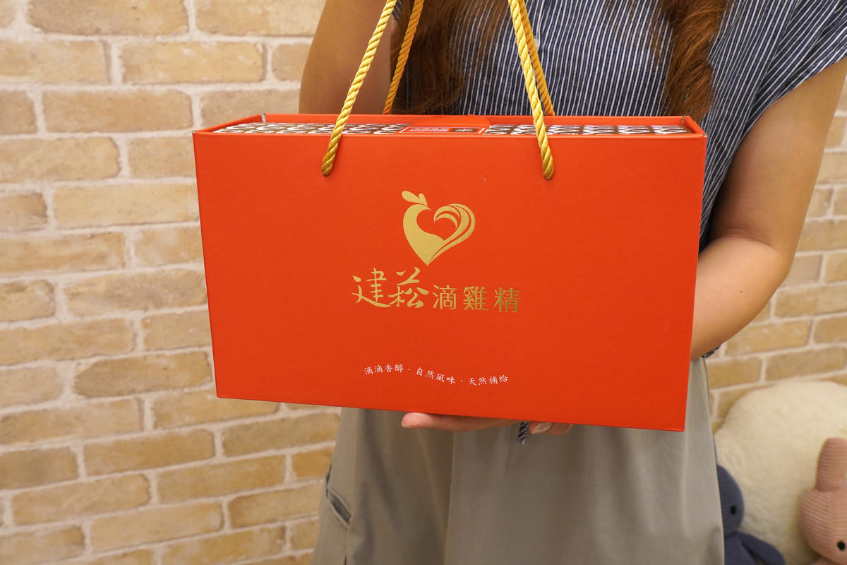 建菘滴雞精｜台中在地小農自產滴雞精，在家就能喝到的溫潤風味！