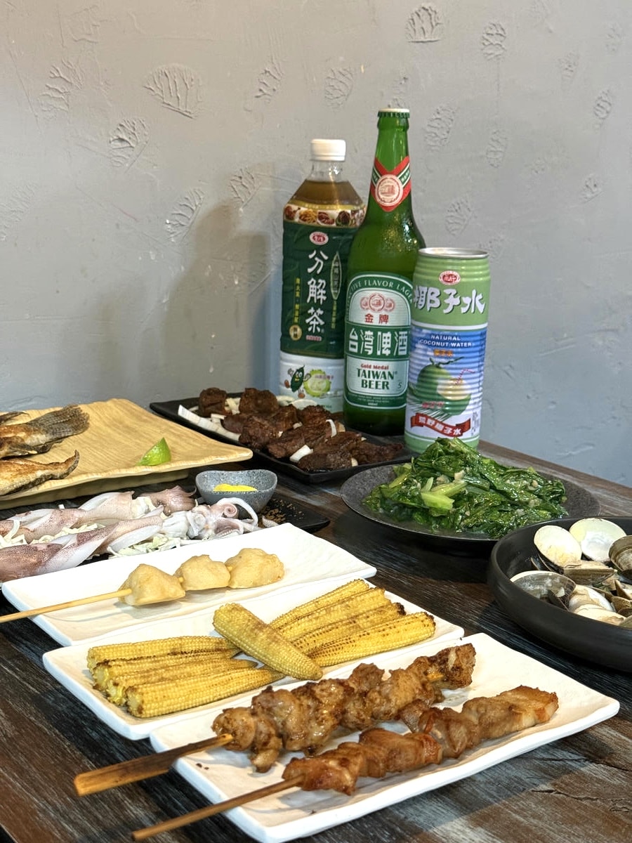 台北宵夜美食推薦,澎湖頂鮮海鮮燒烤鍋物|小巨蛋旁深夜海鮮,澎湖直送鮮味不用飛就吃得到 - 第2張圖 台北宵夜美食推薦,澎湖頂鮮海鮮燒烤鍋物|小巨蛋旁深夜海鮮,澎湖直送鮮味不用飛就吃得到