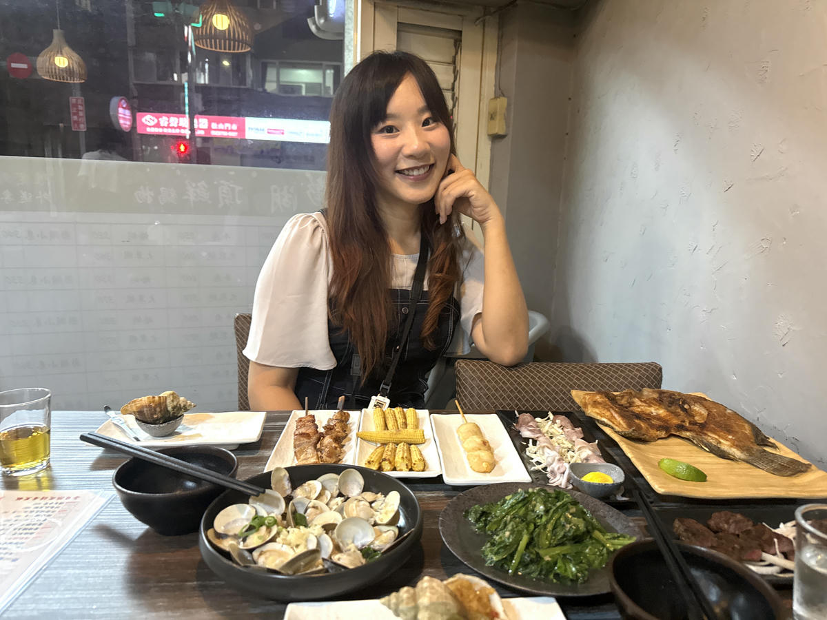 台北宵夜美食推薦,澎湖頂鮮海鮮燒烤鍋物|小巨蛋旁深夜海鮮,澎湖直送鮮味不用飛就吃得到 - 第52張圖 台北宵夜美食推薦,澎湖頂鮮海鮮燒烤鍋物|小巨蛋旁深夜海鮮,澎湖直送鮮味不用飛就吃得到