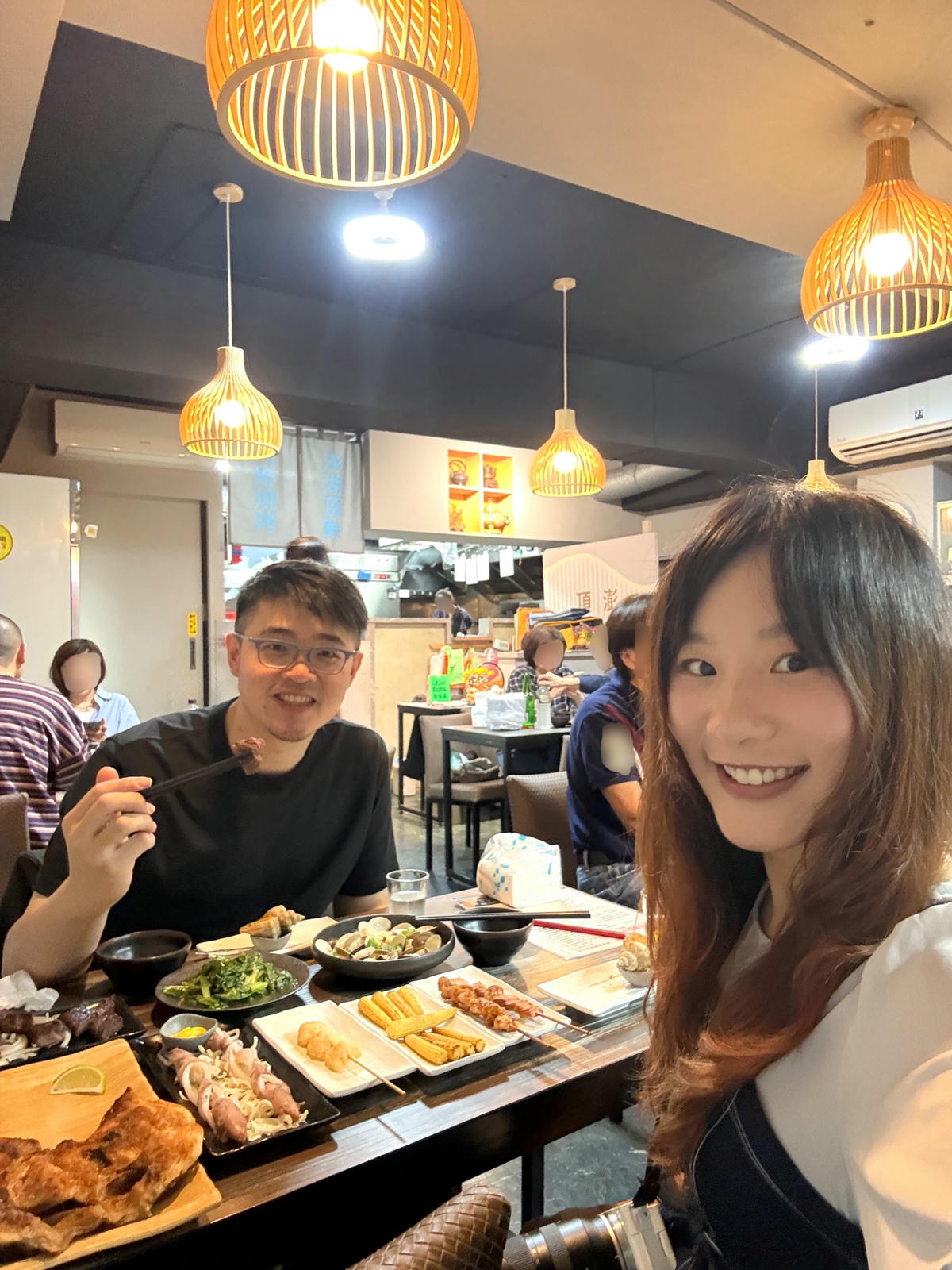 台北宵夜美食推薦,澎湖頂鮮海鮮燒烤鍋物|小巨蛋旁深夜海鮮,澎湖直送鮮味不用飛就吃得到 - 第3張圖 台北宵夜美食推薦,澎湖頂鮮海鮮燒烤鍋物|小巨蛋旁深夜海鮮,澎湖直送鮮味不用飛就吃得到