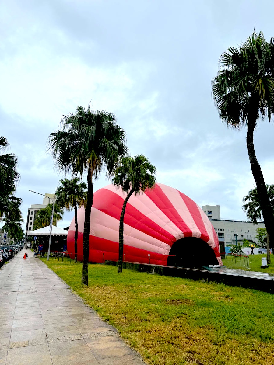 【2026台東博覽會】我「走進」了熱氣球!夢想東升-WALK IN熱氣球沉浸式展館,不用上鹿野高臺也可以親手觸碰夢幻熱氣球! - 第4張圖 【2026台東博覽會】我「走進」了熱氣球!夢想東升-WALK IN熱氣球沉浸式展館,不用上鹿野高臺也可以親手觸碰夢幻熱氣球!