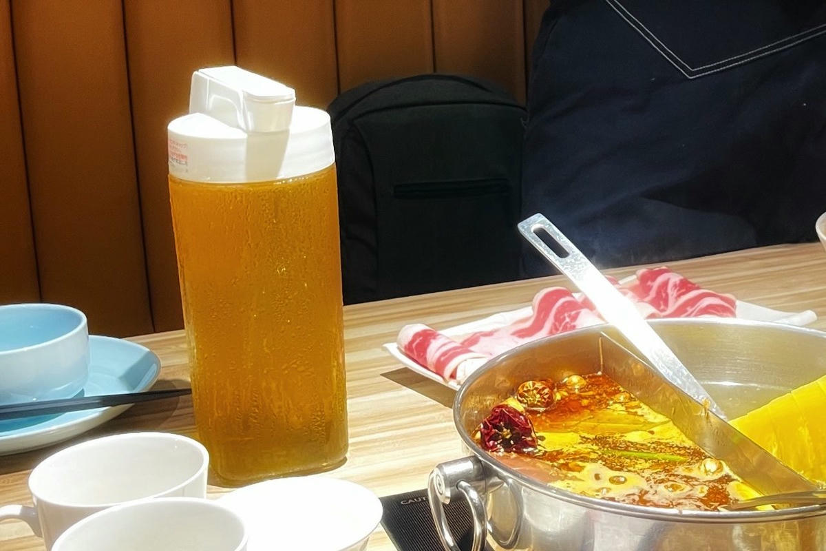 【台北美食】汆食作伙鍋中山店,近民權西站、晴光市場,台北火鍋推薦新選擇,用餐環境棒,食材新鮮,超強創意湯底,推薦麻辣鍋和鳳梨蛤蠣雞! - 第29張圖