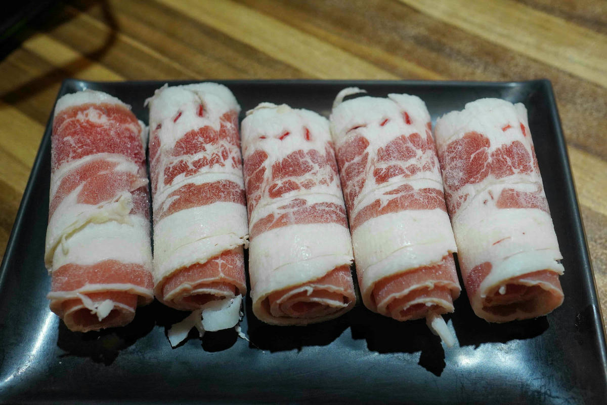 【台北美食】三峽蒙古紅,道地蒙古火鍋吃到飽,肉品蔬菜甜點通通無限供應,寵物超友善! - 第53張圖