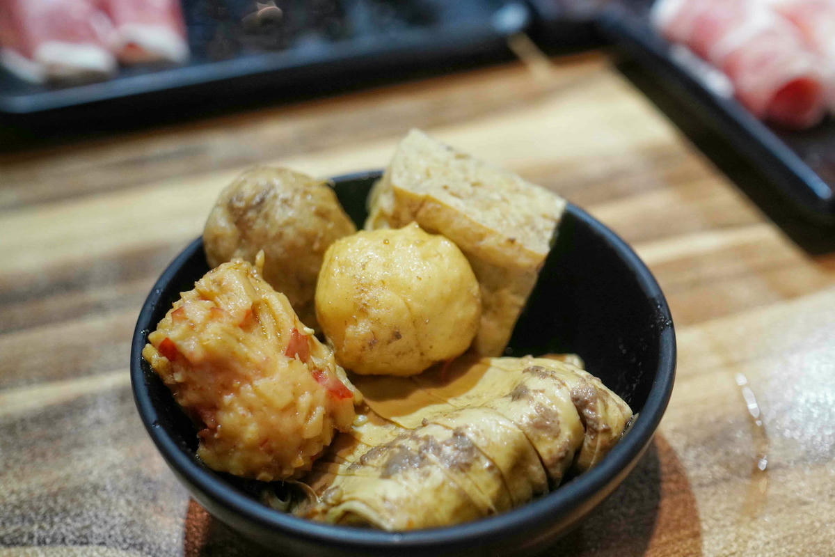 【台北美食】三峽蒙古紅,道地蒙古火鍋吃到飽,肉品蔬菜甜點通通無限供應,寵物超友善! - 第71張圖