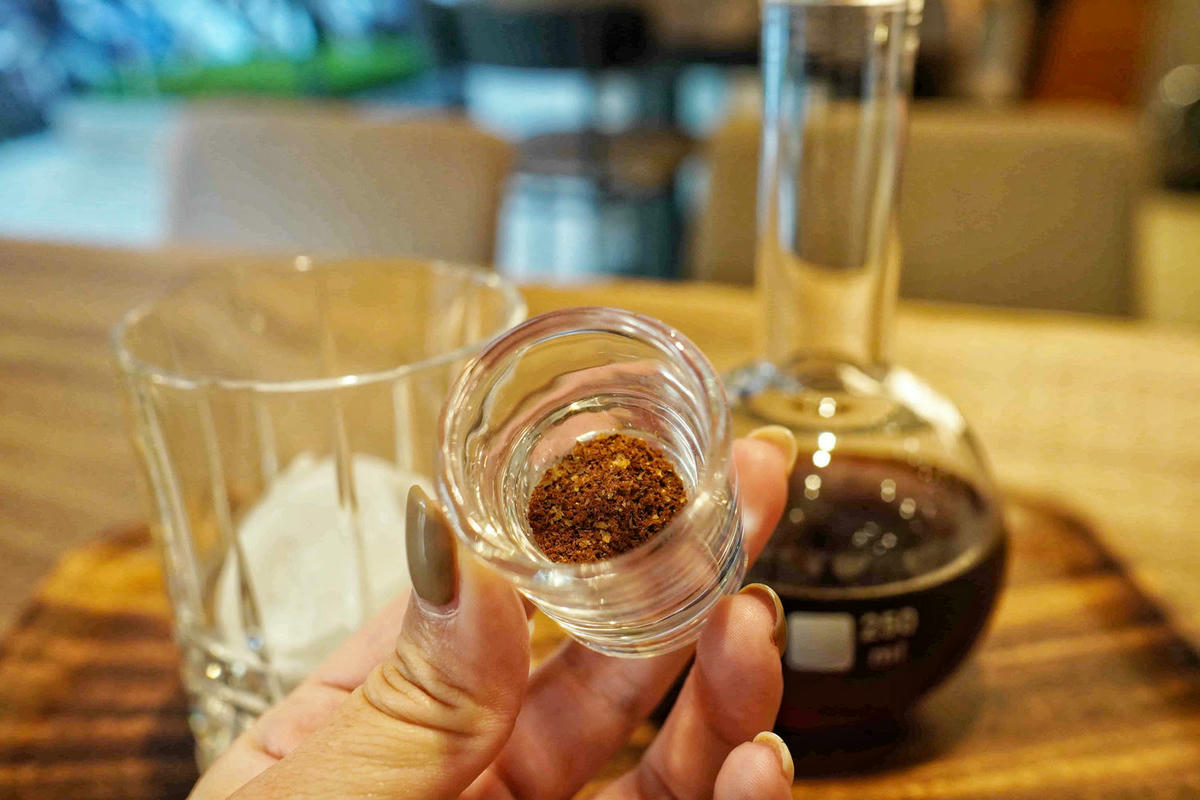 【台北大直美食】台北甜點、早午餐首選,必吃提拉米蘇、堪比Lady M 的濃厚千層蛋糕,令人驚喜的「波赫士領地精品咖啡館」明水店。 - 第43張圖