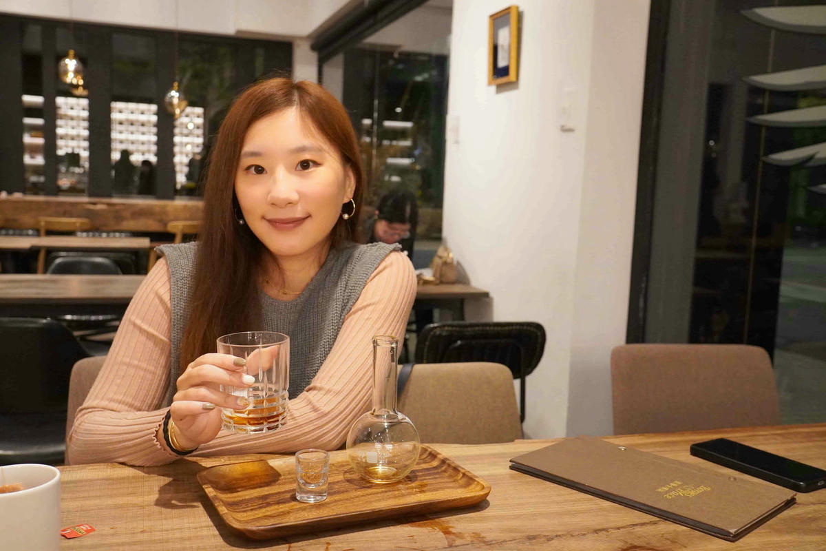 【台北大直美食】台北甜點、早午餐首選,必吃提拉米蘇、堪比Lady M 的濃厚千層蛋糕,令人驚喜的「波赫士領地精品咖啡館」明水店。 - 第46張圖