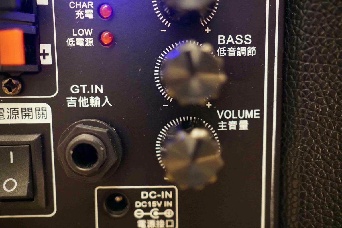 居家外出必備party神器,SANSUI 山水行動KTV,(KKTV-030) 14吋觸控旋轉螢幕,高音質音箱,可一鍵去人聲,支援wifi聯網,歌單自動更新,讓你走到哪唱到哪! - 第21張圖