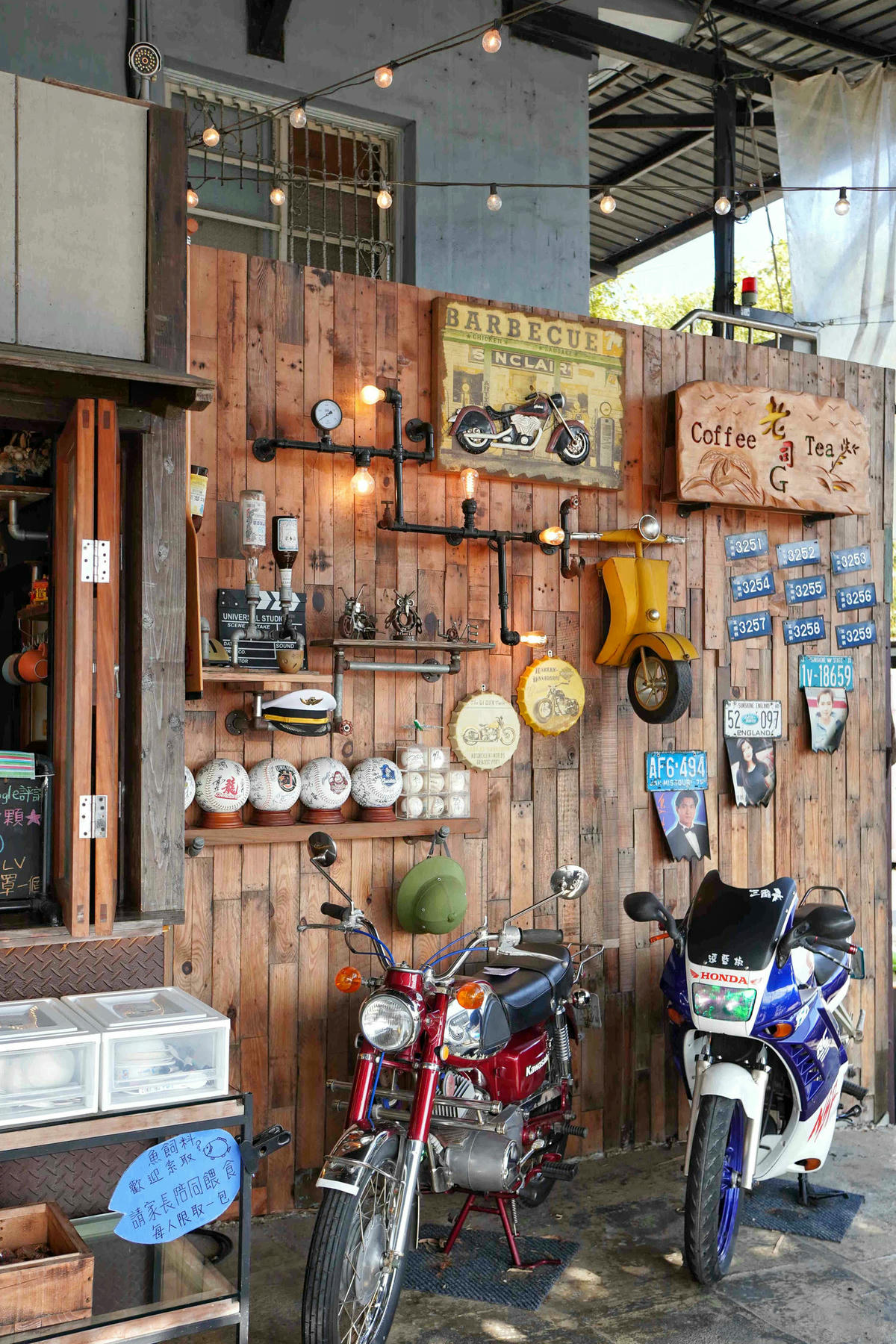 【宜蘭冬山美食】老司G Tea&Coffee,田園間復古工業風網美咖啡廳,在半開放式的貨櫃屋和玻璃屋用餐。親子寵物友善餐廳 - 第15張圖
